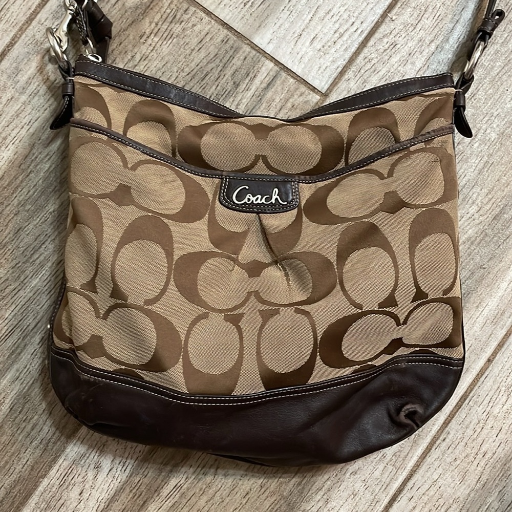 Coach purse brown over the shoulder